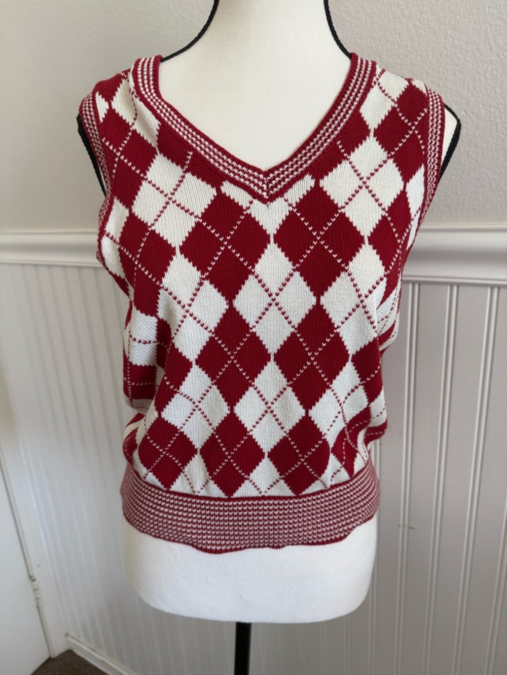 Brandy Melville Argyle Sweater Vest